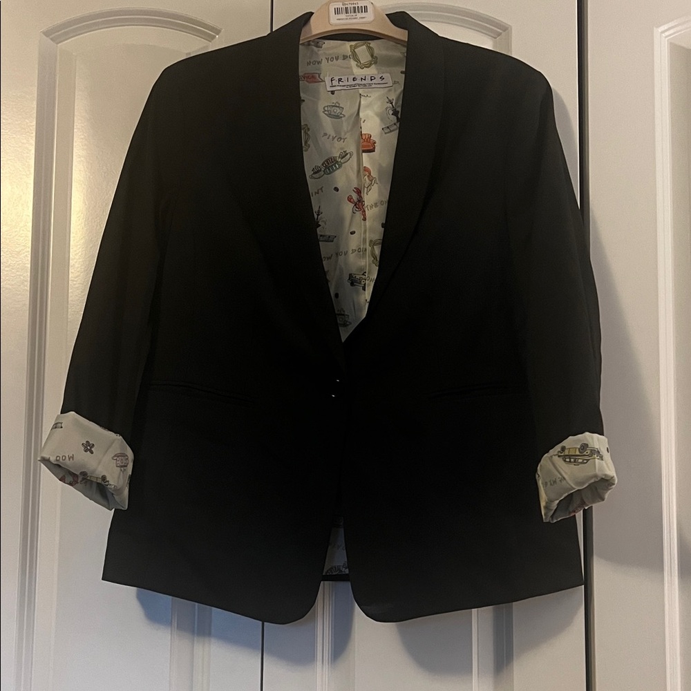 FRIENDS Black Blazer with Patterned Lining
